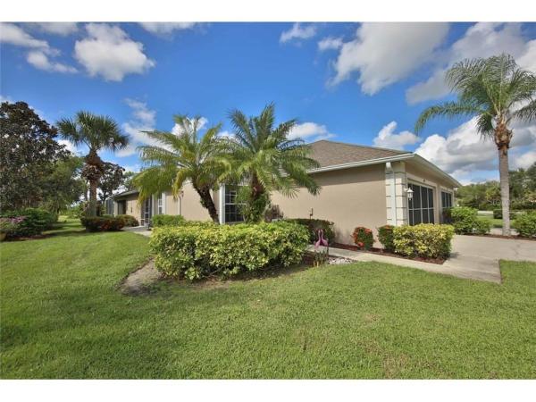 VILLAS OF SABAL TRACE