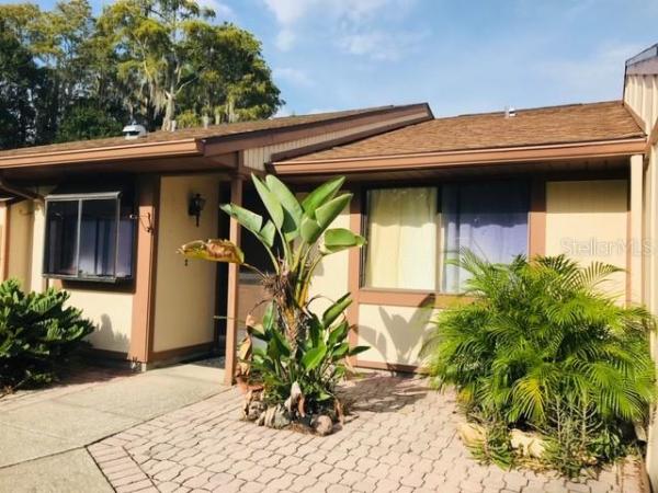 VILLAS OF FOREST LAKES THE