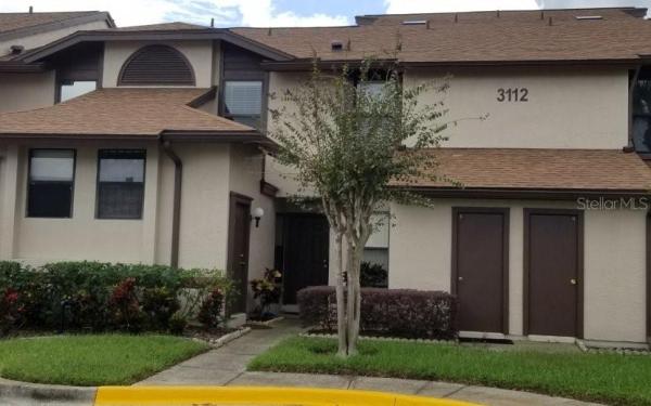 CLUB VILLAS AT WIMBLEDON PARK CONDO