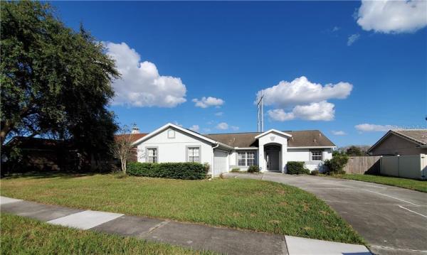 LAKE UNDERHILL PINES