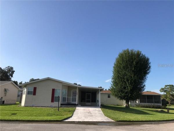 HERITAGE WOOD N LAKES ESTATES