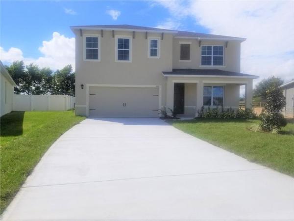 COUNTRY WALK OF WINTER HAVEN