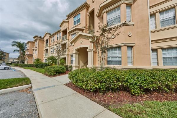 TERRACE RIDGE AT TOWN CENTER EAST CONDO