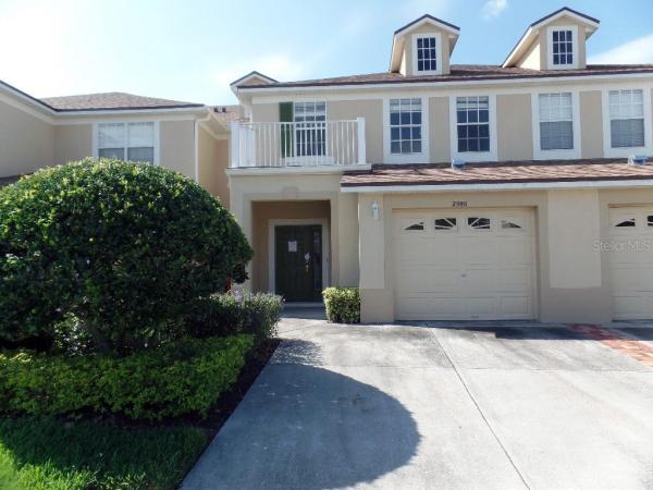 TOWNHOMES FLORA RIDGE