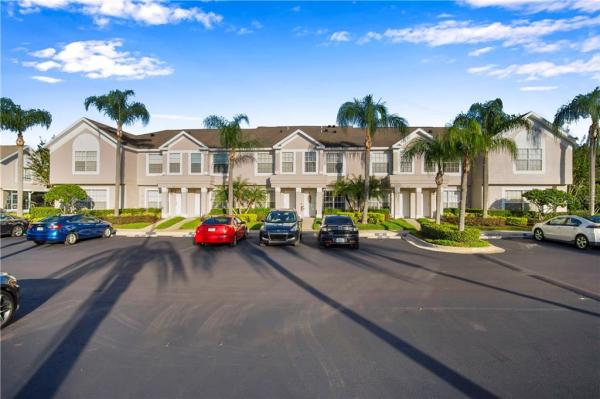 THE TWNHMS AT KENSINGTON PH