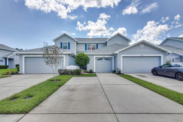 SUN KETCH TWNHMS AT CYPRESS LAKES