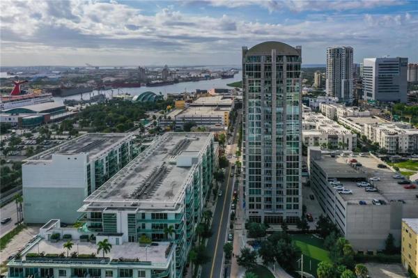 PLACE AT CHANNELSIDE A CONDO