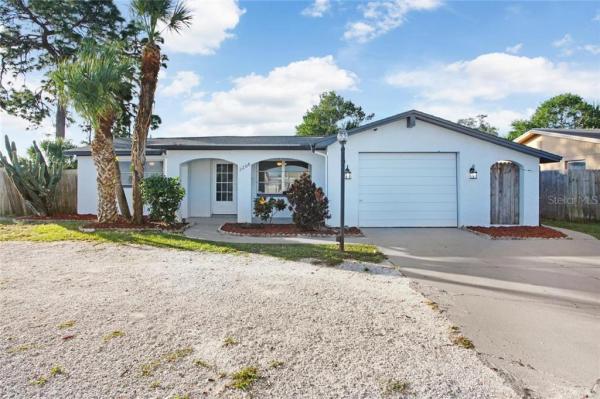 HOLIDAY LAKE ESTATES