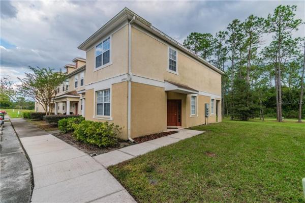 TOWNES ON THE GREEN CONDO
