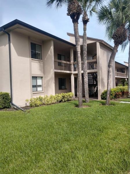 EAST LAKE WOODLANDS CONDO