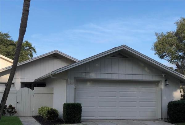 TOWNHOMES OF WESTLAKE