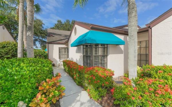 CLUBSIDE AT PALM-AIRE I & II