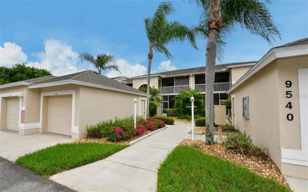 STONEYBROOK VERANDA GREENS 1