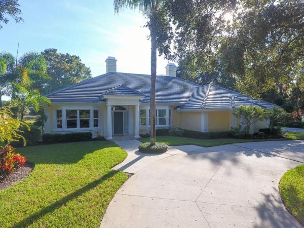 BOCA ROYALE GOLF & COUNTRY CLUB