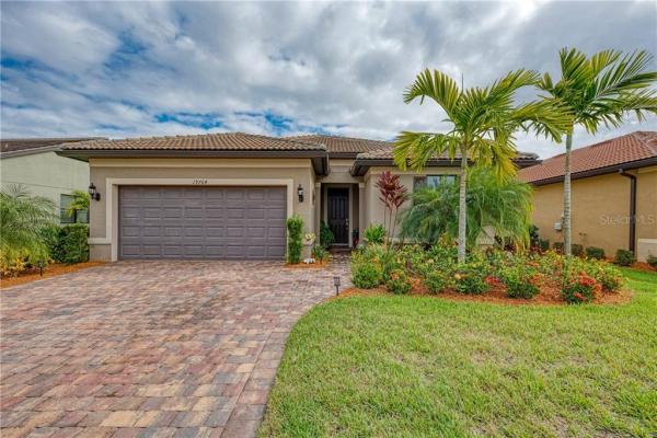 ISLANDWALK AT THE WEST VILLAGE