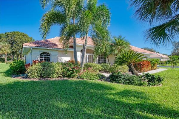 THE LAKES OF JACARANDA