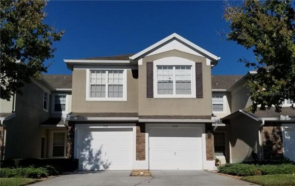 CARRIAGE HOMES AT DUNWOODY COMMONS A CONDO