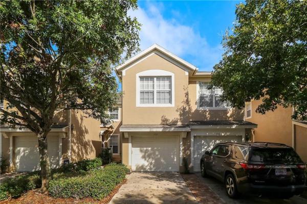 CARRIAGE HOMES AT STONEBRIDGE COMMONS