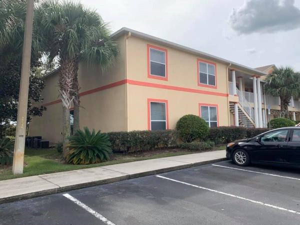 SUN LAKE CONDO PH 01