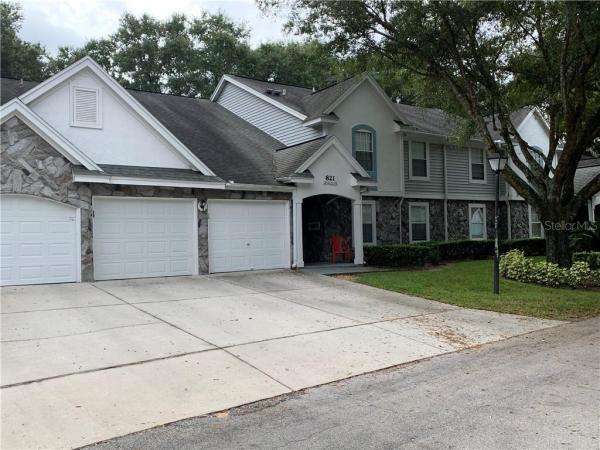 COACH HOMES AT ERROL PH 01