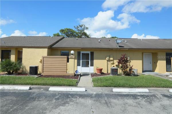 CREEKSIDE VILLAS AT MEADOW WOODS