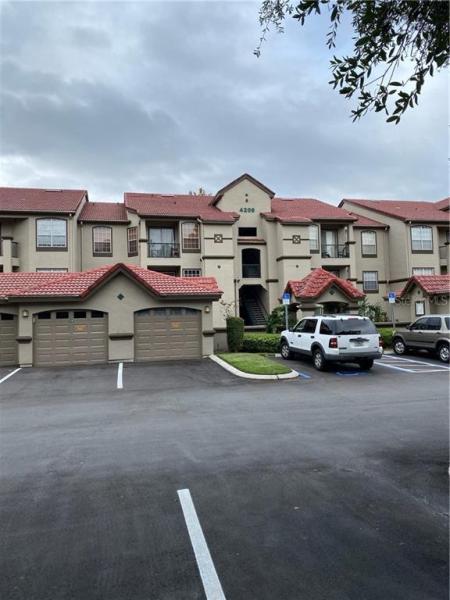 LAKEVIEW AT CALUSA TRACE