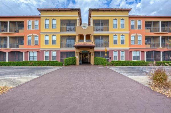 EMERALD GREEN VILLAS A CONDO