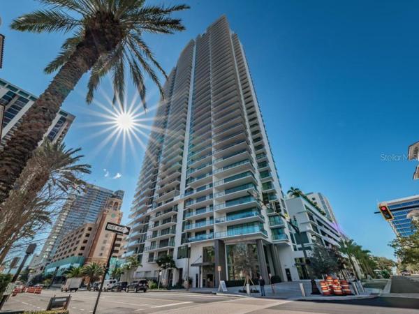 ONE ST PETERSBURG CONDO