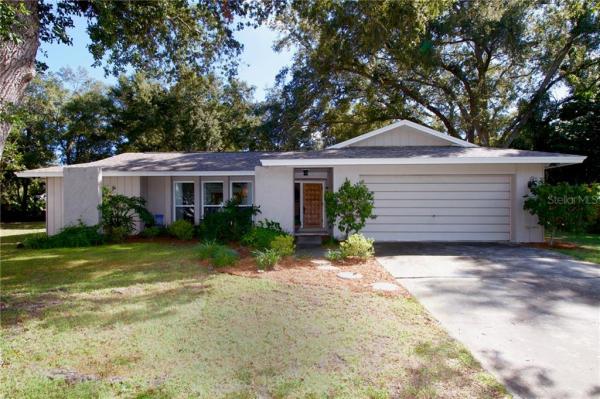 URBAN LAKE ESTATES 1ST ADD