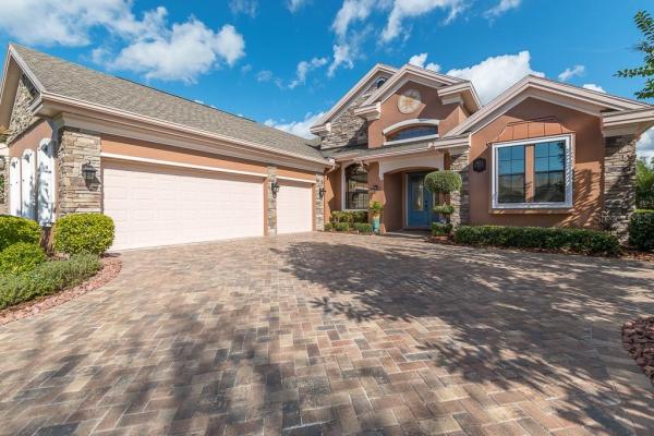 WENTWORTH CLUB HOMES