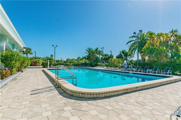 CHATEAU BAYONNE CONDO