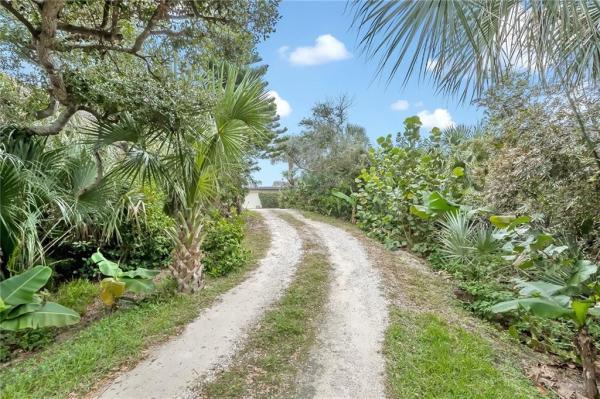 STANDISH SHORES BELLEWOOD