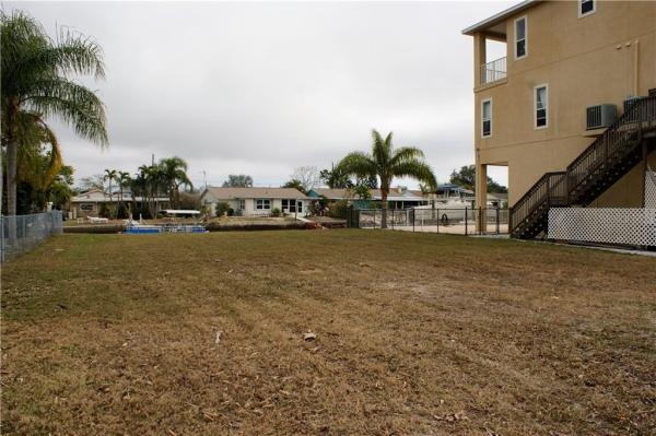 HUDSON BEACH ESTATES