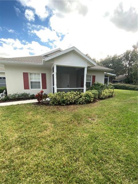 HERITAGE OAK PARK 01