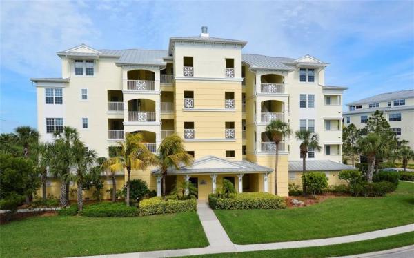 HAMMOCKS-VILLAS PH 01