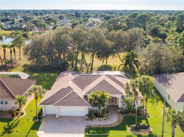 ROTONDA WEST BROADMOOR