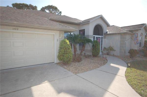 ROTONDA WEST BROADMOOR