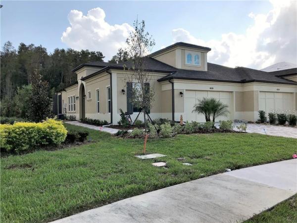 BALLANTRAE VILLAGE 1