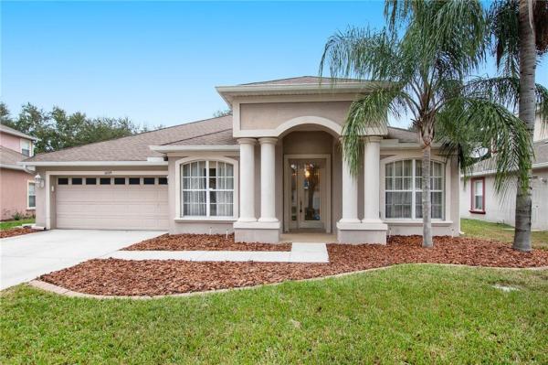 SUNCOAST LAKES PH 01