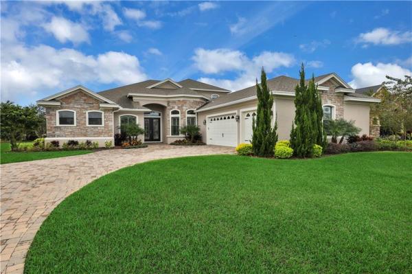 HIGHLANDS-IN-THE-WOODS