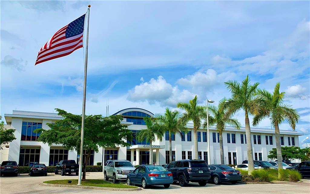 D75 COMMERCE CENTER 11 - фото