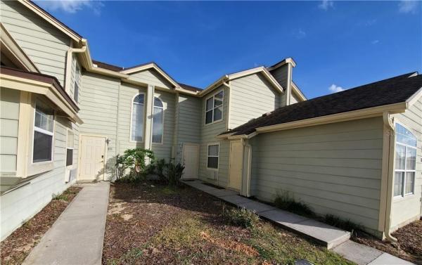 ISLAND CLUB WEST PH 02