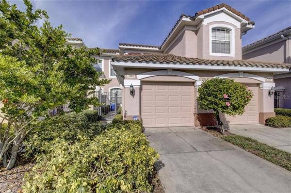 COACHMAN RESERVE CONDO