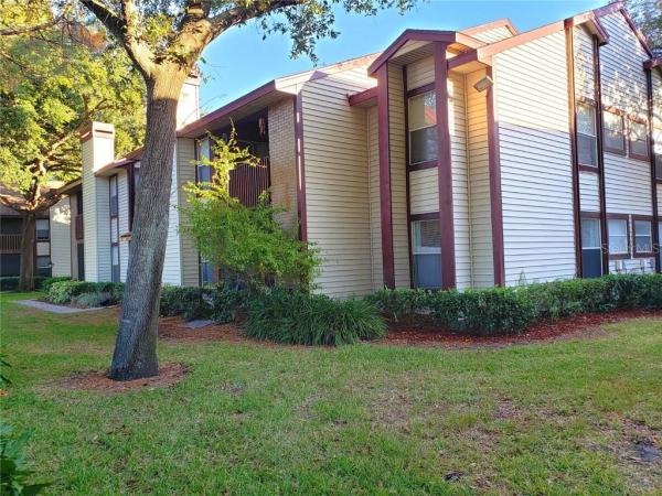 HARBOURTOWNE AT COUNTRY