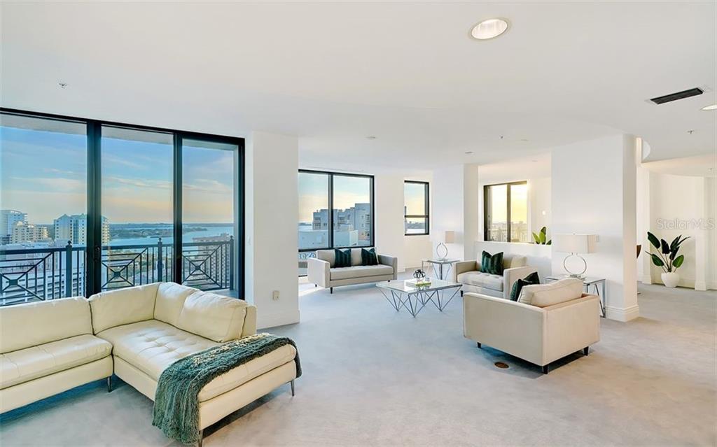 PLAZA AT 05 POINTS RESIDENCES - фото