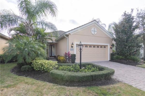 COUNTRY CLUB EAST AT LWR SUBPH QQ UNIT 1