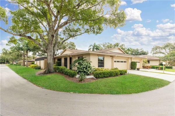 CENTER GATE ESTATE VILL 1