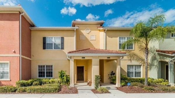 PARADISE PALMS RESORT P1