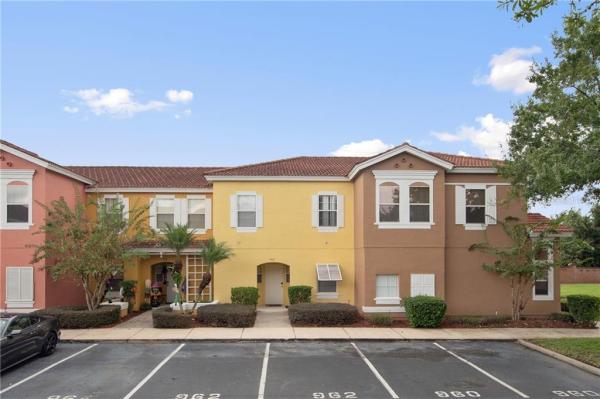 LAKE BERKLEY RESORT VILL