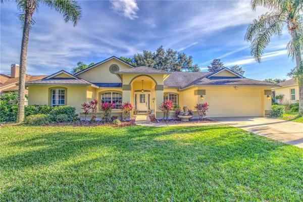 RIVER HILLS COUNTRY CLUB PH